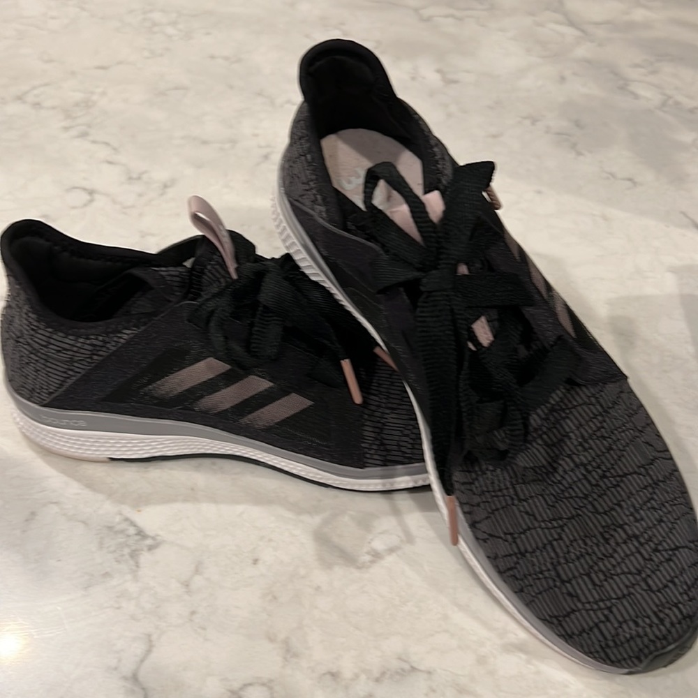 Adidas womens tennis shoes